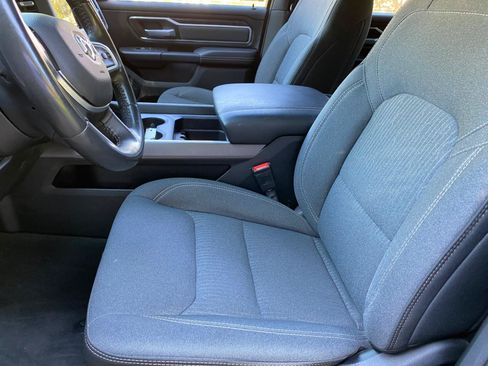 Used 2021 RAM 1500 Big Horn AWD/4WD image 25