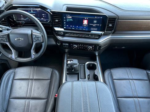 Certified 2025 Chevrolet Silverado 1500 High Country w/ Midnight Edition image 14