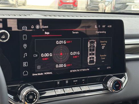 New 2026 GMC Canyon Elevation image 16