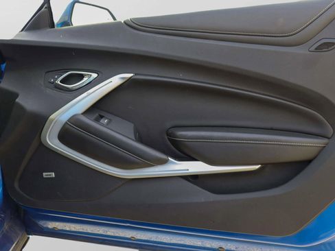 Used 2018 Chevrolet Camaro SS image 25