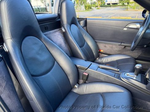 Used 2006 Porsche Boxster RWD image 12
