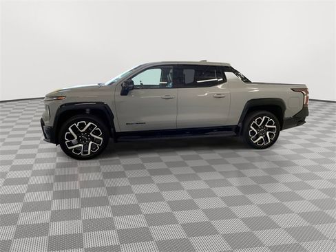 New 2025 Chevrolet Silverado EV RST image 7