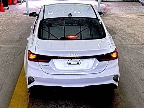 Used 2023 Kia Forte LXS FWD image 4
