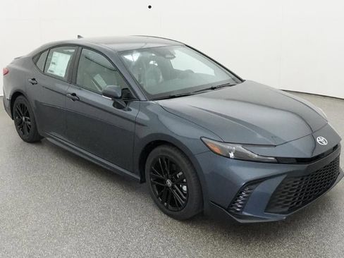 New 2026 Toyota Camry SE FWD image 13