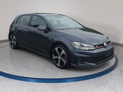 Used 2018 Volkswagen GTI S FWD image 3