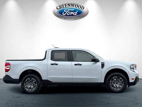 New 2026 Ford Maverick XLT w/ XLT Luxury Package FWD image 3
