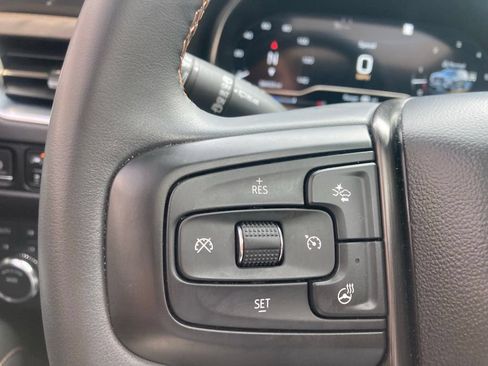 Used 2023 GMC Yukon AT4 w/ LPO, Floor Liner Package AWD/4WD image 36