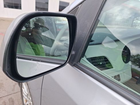 Used 2014 Toyota Sienna XLE image 13