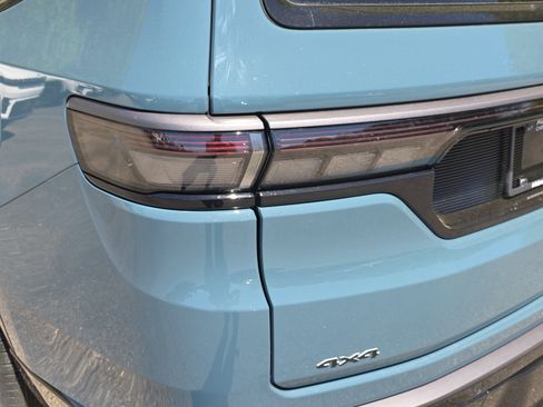 New 2026 Jeep Grand Wagoneer L Limited AWD/4WD image 29
