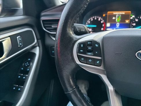 Used 2021 Ford Explorer XLT w/ Equipment Group 202A image 42