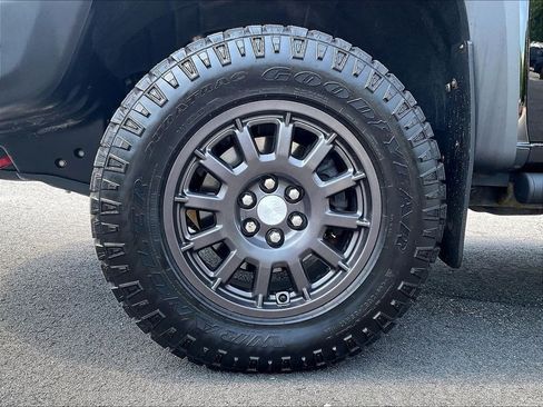 Used 2021 Chevrolet Colorado ZR2 w/ Colorado ZR2 Bison Edition AWD/4WD image 22