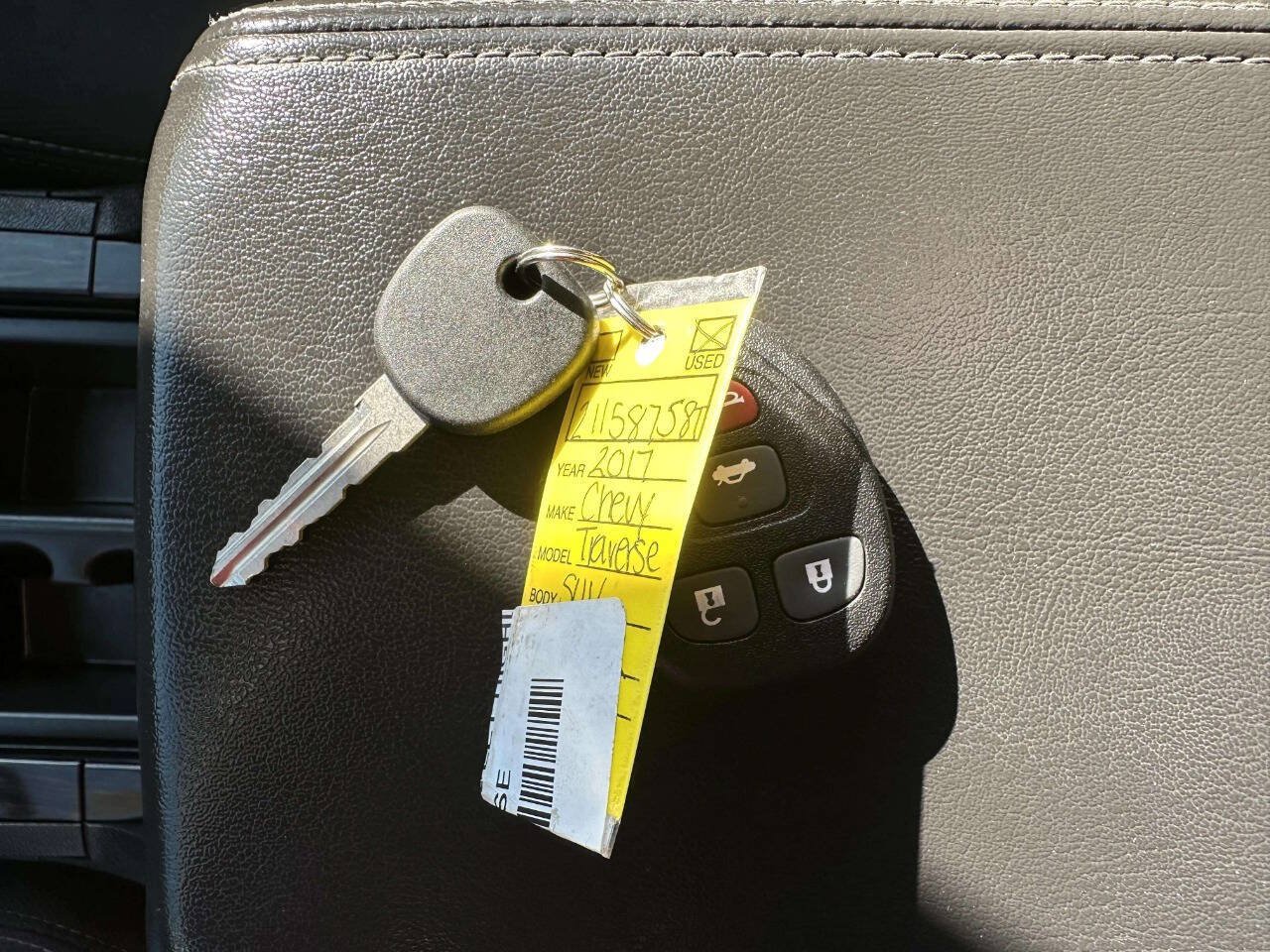 Used 2017 Chevrolet Traverse LT AWD/4WD image 29