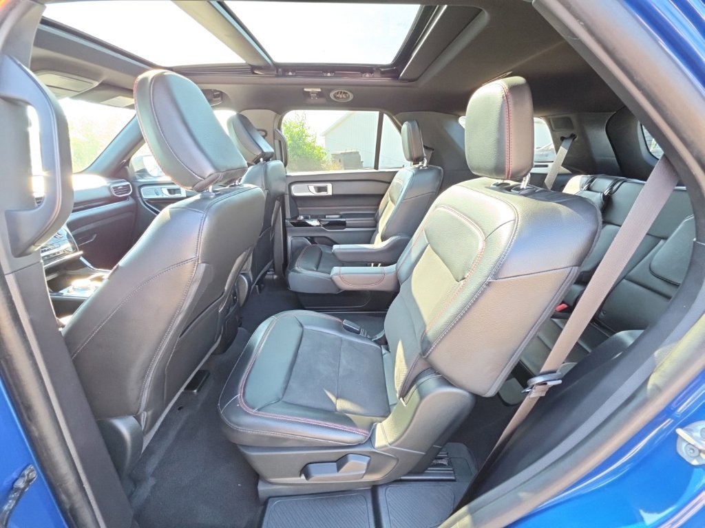 Used 2022 Ford Explorer ST-Line AWD/4WD image 11