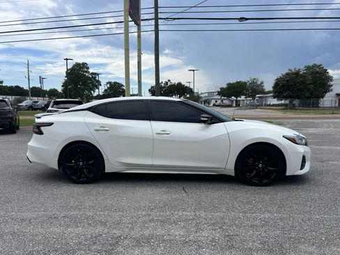 Used 2019 Nissan Maxima SR w/ Premium Package FWD image 5