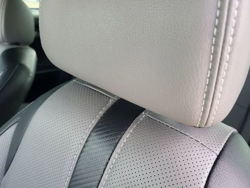 Used 2017 Honda Civic Touring image 15