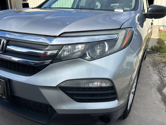 Used 2017 Honda Pilot LX image 9