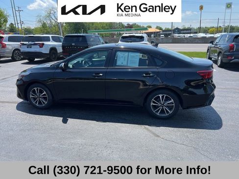 Used 2022 Kia Forte LXS FWD image 16