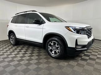 Used 2023 Honda Passport TrailSport video 2