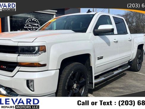 Used 2017 Chevrolet Silverado 1500 LT w/ Texas Edition AWD/4WD image 8