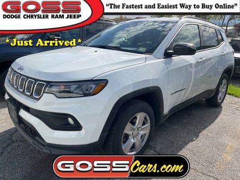 Used 2022 Jeep Compass Latitude w/ Convenience Group AWD/4WD image 1