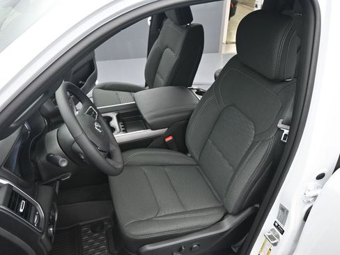 New 2025 RAM 1500 Big Horn image 11