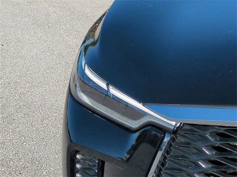 Used 2025 INFINITI QX60 Luxe image 10