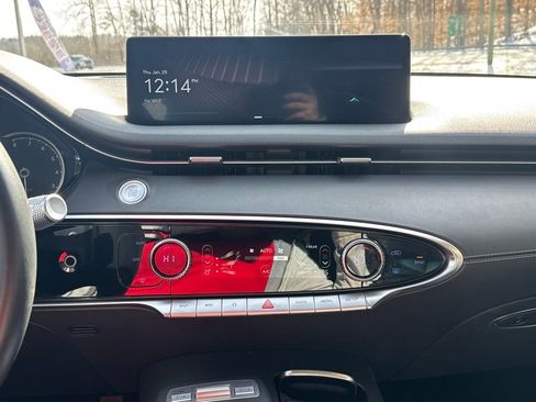 Used 2025 Genesis GV70 2.5T image 25