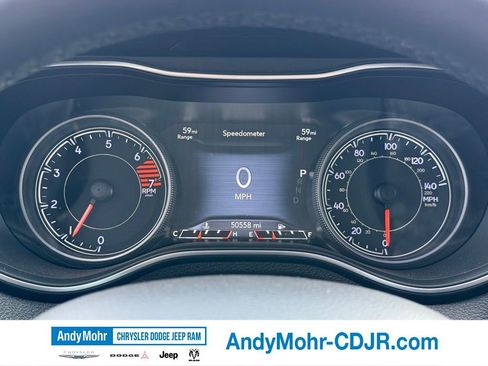 Used 2019 Jeep Cherokee Limited FWD image 2