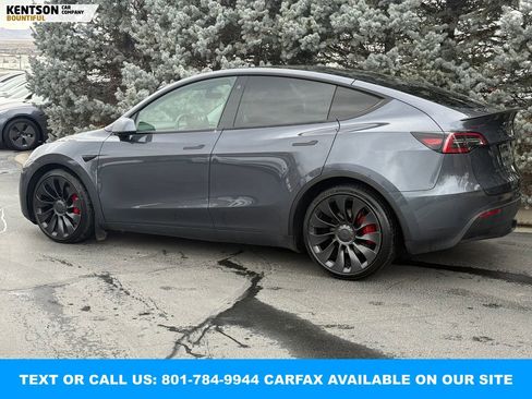 Used 2022 Tesla Model Y Performance image 5