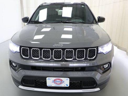 Used 2023 Jeep Compass Limited w/ Elite Group AWD/4WD image 15