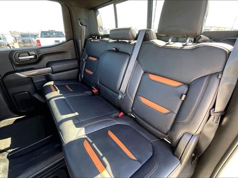 Used 2021 GMC Sierra 1500 AT4 w/ AT4 Premium Package image 19