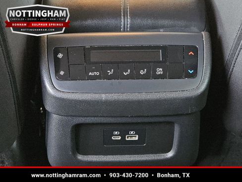 Used 2024 Nissan Pathfinder SV FWD image 30