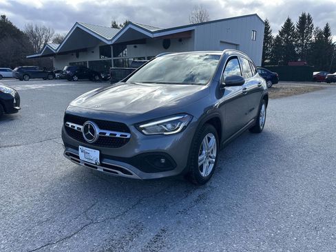Used 2021 Mercedes-Benz GLA 250 4MATIC image 1
