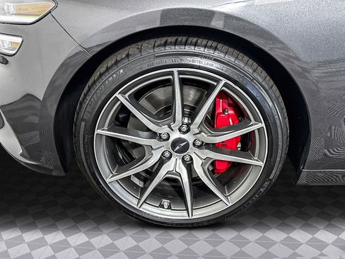 Used 2025 Genesis G70 2.5T image 33