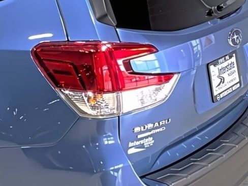 Used 2023 Subaru Forester Premium AWD/4WD image 10