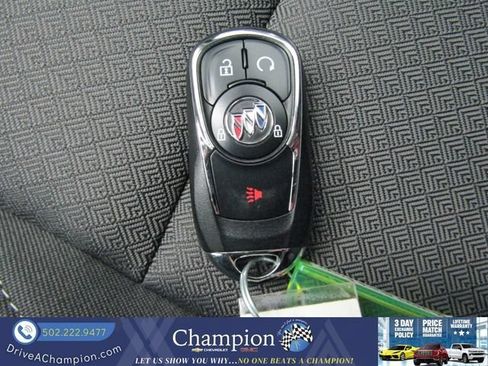 Used 2023 Buick Encore GX Preferred w/ Cold Weather Comfort Package AWD/4WD image 8