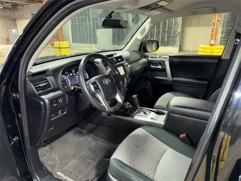 Used 2018 Toyota 4Runner SR5 image 55