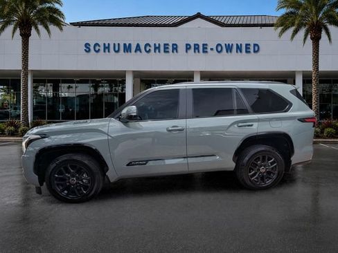 Used 2024 Toyota Sequoia Platinum AWD/4WD image 4
