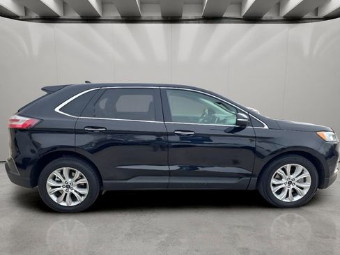 Used 2022 Ford Edge Titanium image 6