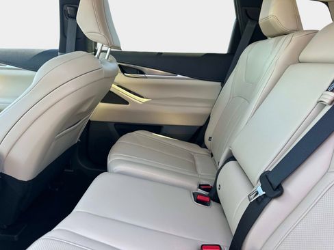 Used 2022 INFINITI QX60 Luxe image 14