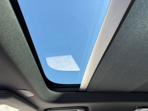 New 2026 Volvo XC90 B5 Plus image 20