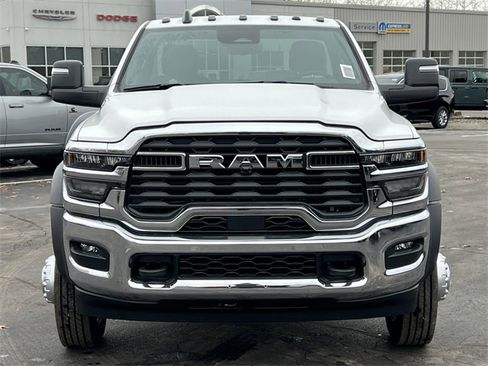 New 2026 RAM 5500 Tradesman image 32