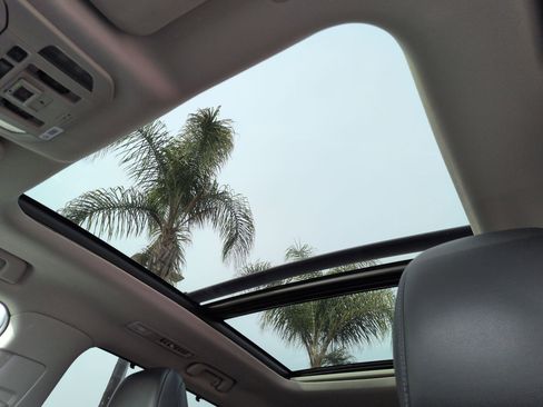 Used 2023 Toyota Highlander Platinum image 27