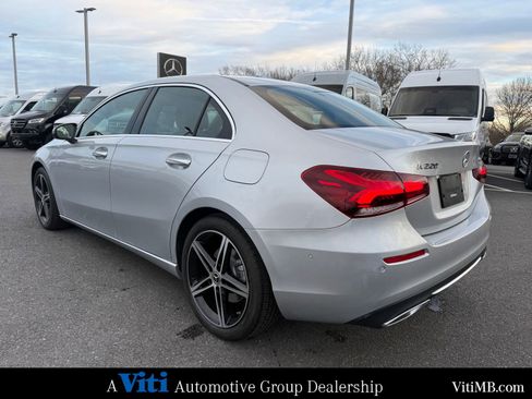 Certified 2022 Mercedes-Benz A 220 4MATIC image 6