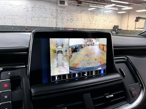 Used 2022 Chevrolet Tahoe RST w/ Luxury Package image 22