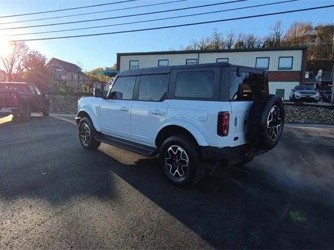 Used 2025 Ford Bronco Outer Banks image 8