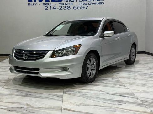 Used 2012 Honda Accord LX image 2