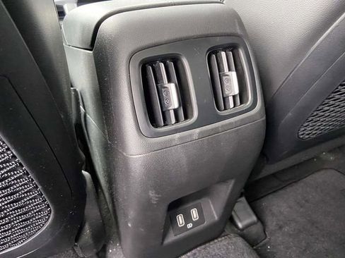 Certified 2024 Hyundai Santa Cruz Limited image 10