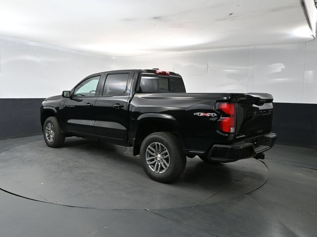 New 2026 Chevrolet Colorado LT w/ LT Convenience Package AWD/4WD image 3