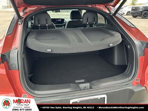 Certified 2024 Buick Envista Sport Touring w/ Convenience I Package FWD image 10